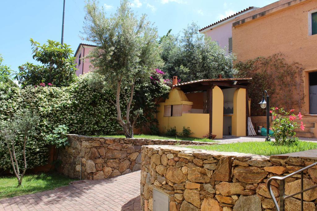 Residence Corte Dei Venti Budoni Exterior photo