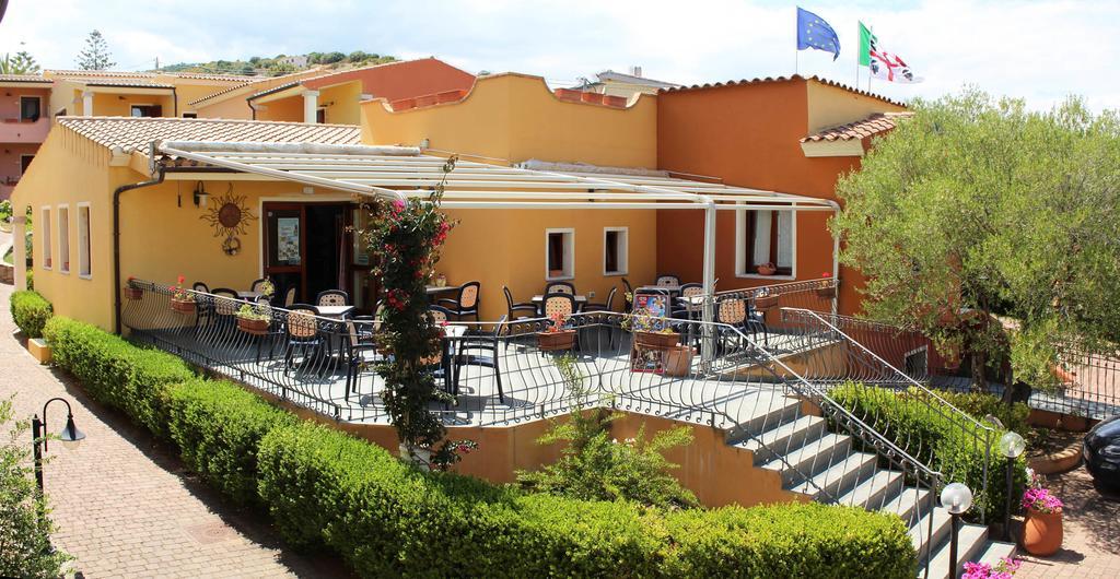 Residence Corte Dei Venti Budoni Exterior photo